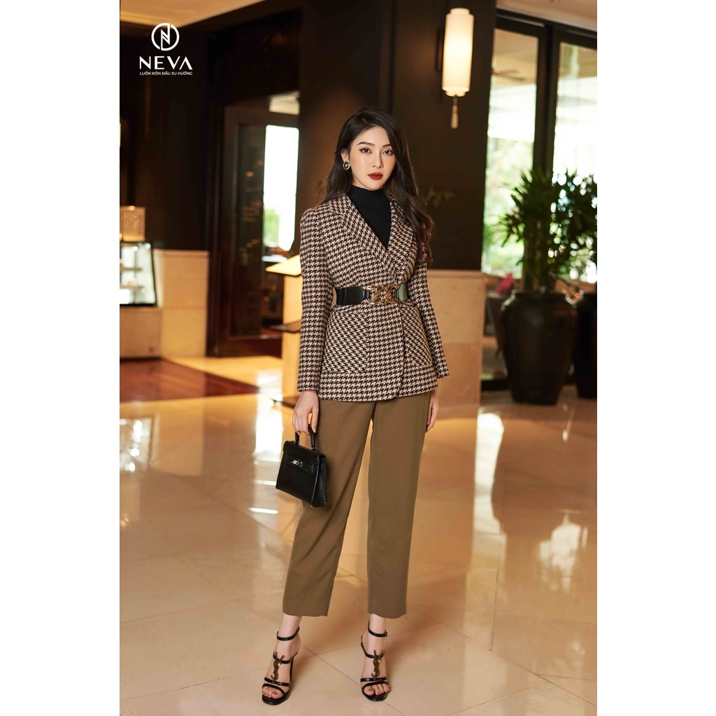 Áo Blazer Nữ Công Sở Neva Vải Dạ Họa Tiết Nanh Sói 21F1W620406K022