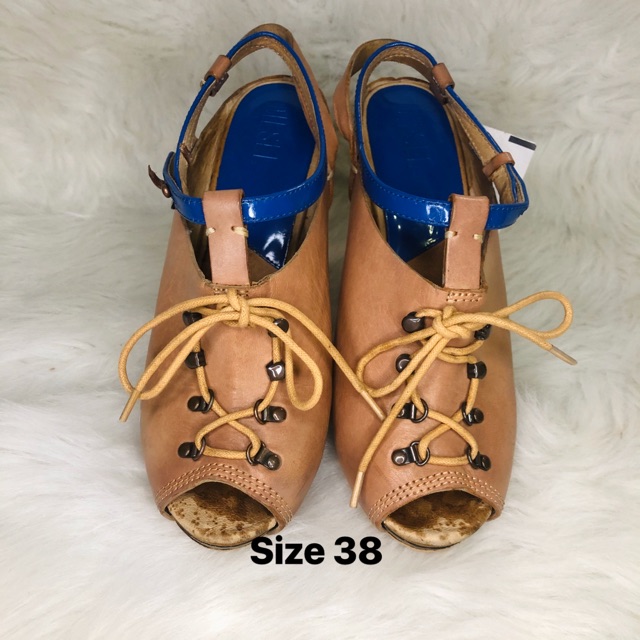 Xăng đan hiệu DIESEL