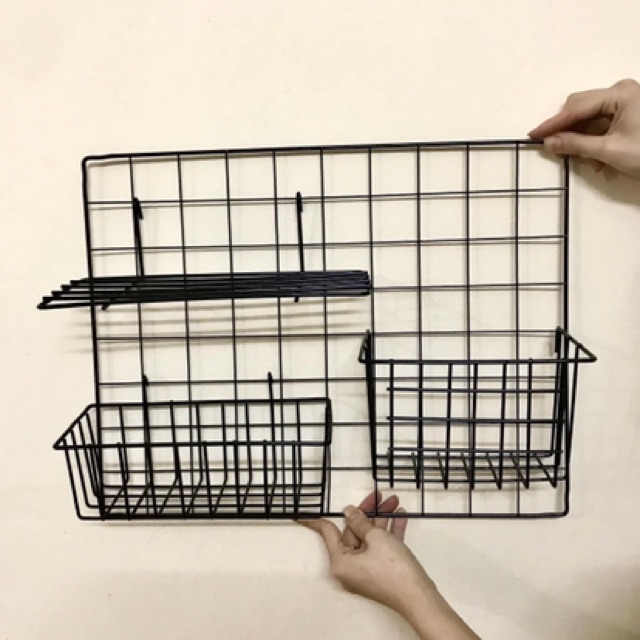 [TẶNG 2 ĐINH VÀ 10 KẸP GỖ] 1 KHUNG LƯỚI TRẮNG TRÍ+ 1 GIỎ TREO CUTE TRANG TRÍ SỐNG ẢO SIZE 35x35cm và 35x45cm.