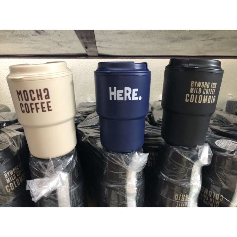 Cốc nhựa giữ nhiệt có lắp Nhật Bản
