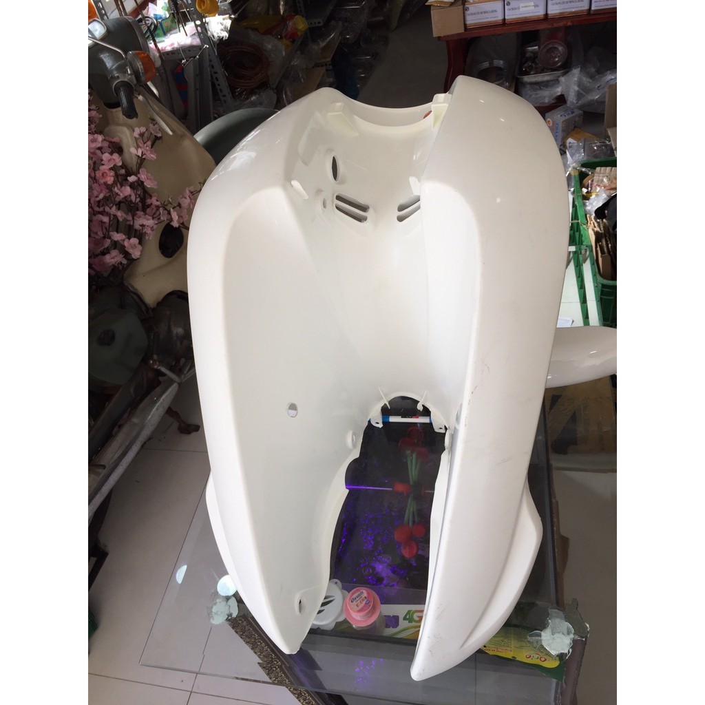 Bửng  xe cub 50 custom ..