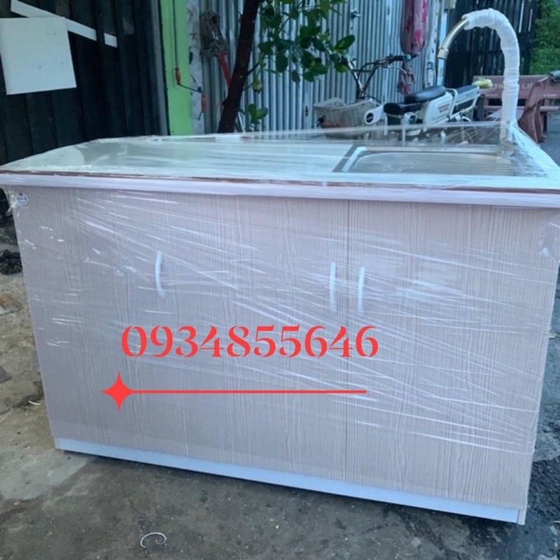 Tủ bếp nhựa đài loan có bồn và mặt dán gạch 124x80 vân gỗ(TPHCM)- | BigBuy360 - bigbuy360.vn