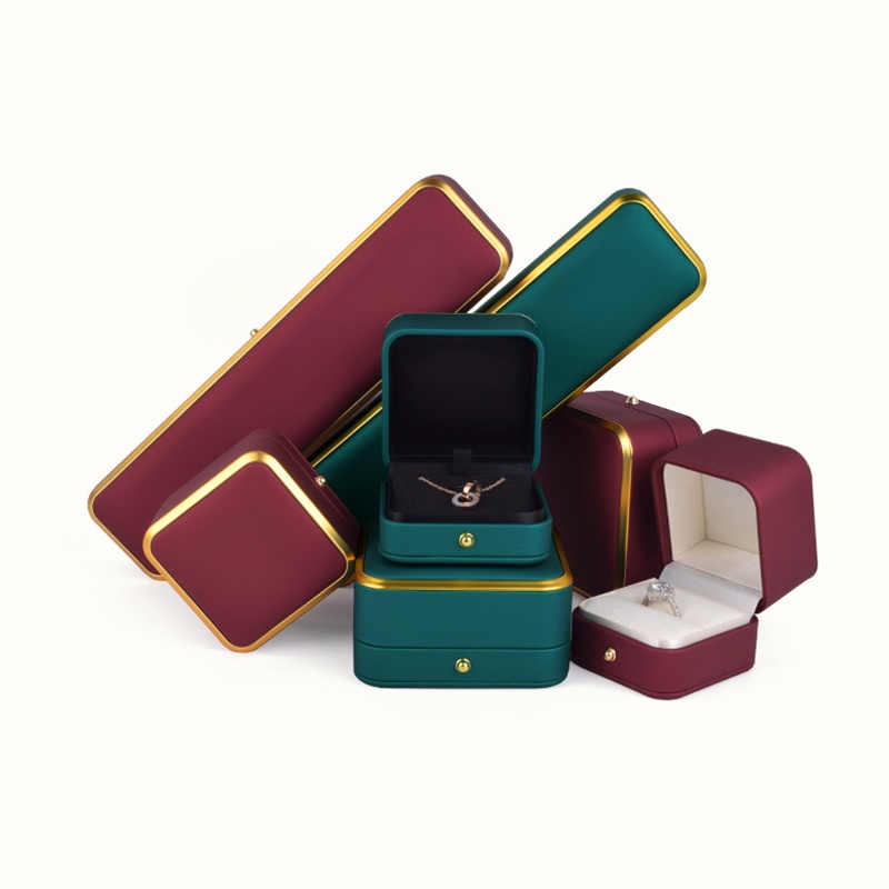 Hộp Đựng Trang Sức Hình Vuông Sáng Tạo