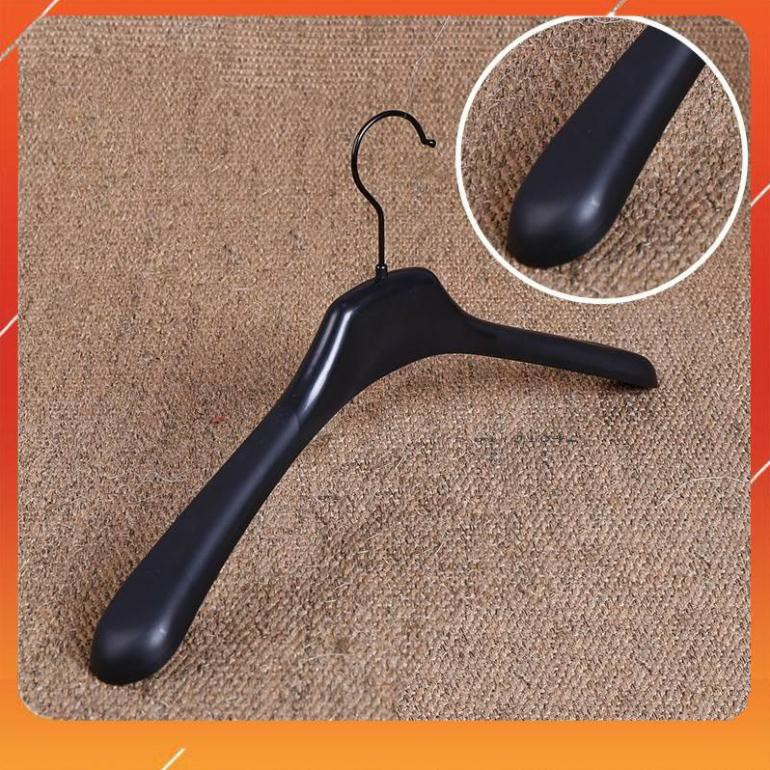 COMBO 50 MÓC ÁO NHỰA NAM VAI TO- móc treo quần áo- mắc kẹp cho shop thời trang