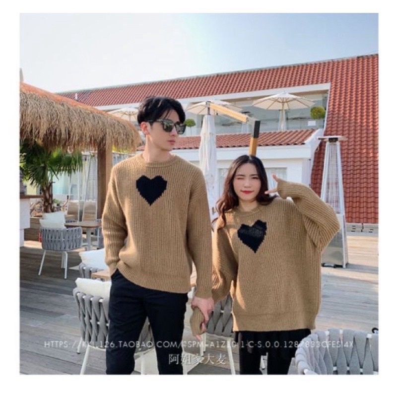 Áo len trái tim dáng dấu quần siêu hot