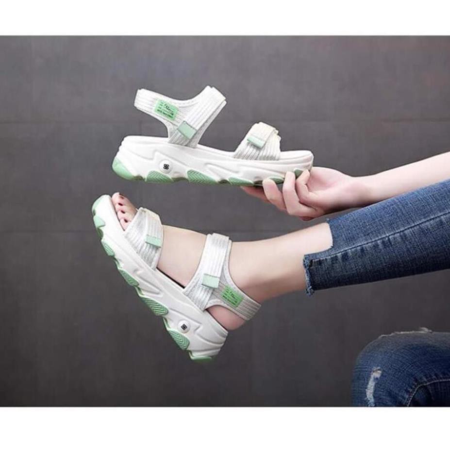 Giày Sandals nữ, Sandal Nữ Sandal Đế Xuồng Học Sinh Cao 3Cm Hàng Công Ty Siêu Đẹp Êm Và Nhẹ Hai Màu Đen Trắng Form Chuẩn