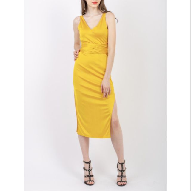 Đầm F21 V-neck Knit Bodycon Dress