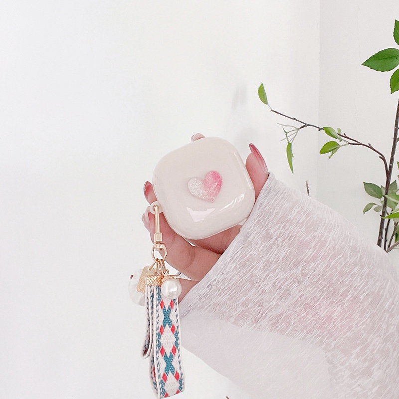 Vỏ Bảo Vệ Hộp Sạc Tai Nghe Samsung Galaxy Buds 2 / Buds Live / Buds FE / Buds 2 Pro / Buds Pro Hình Trái Tim Dễ Thương Kèm Móc Treo Tiện Dụng Cho Buds2 Pro