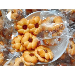 BÁNH HOA MAI NHÂN MỨT KHÓM