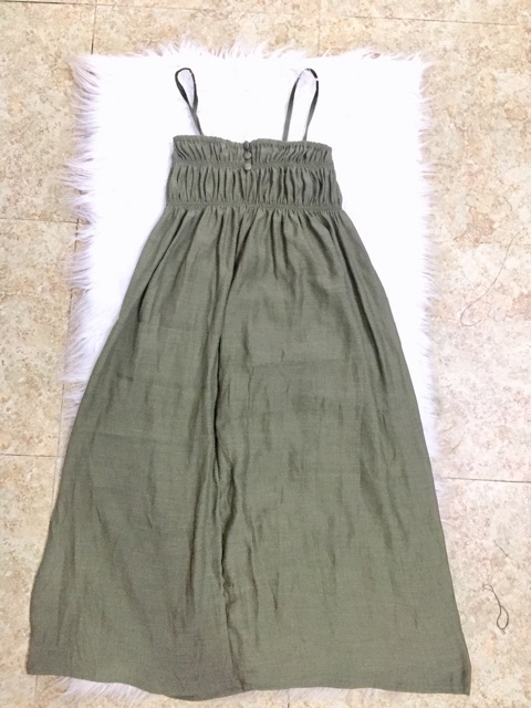 Đầm from rộng xuông chất đũi , bầu bí bon chen thoải mái nha