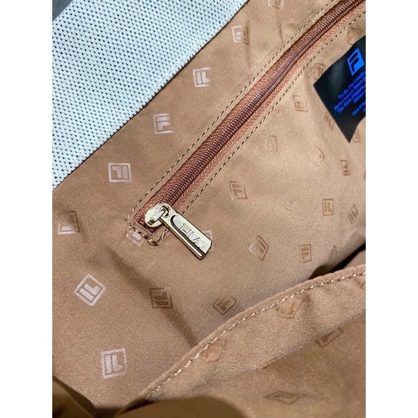 Túi tote fil4 auth tuồn