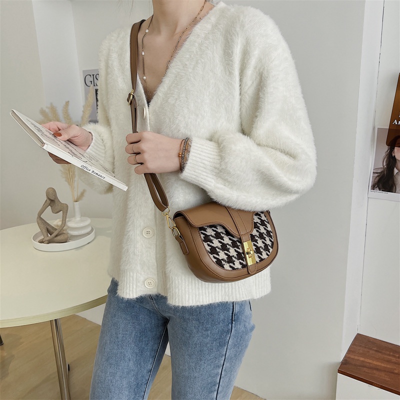 Túi đeo chéo IELGY họa tiết cổ điển thanh lịch thời trang