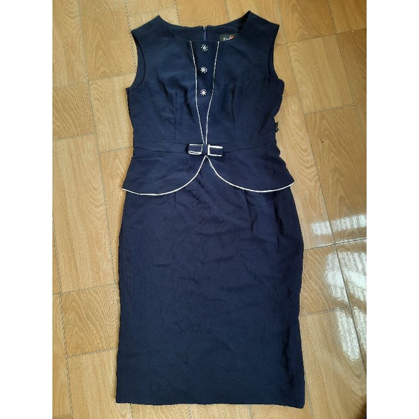 Thanh lý váy Eva de eva size S