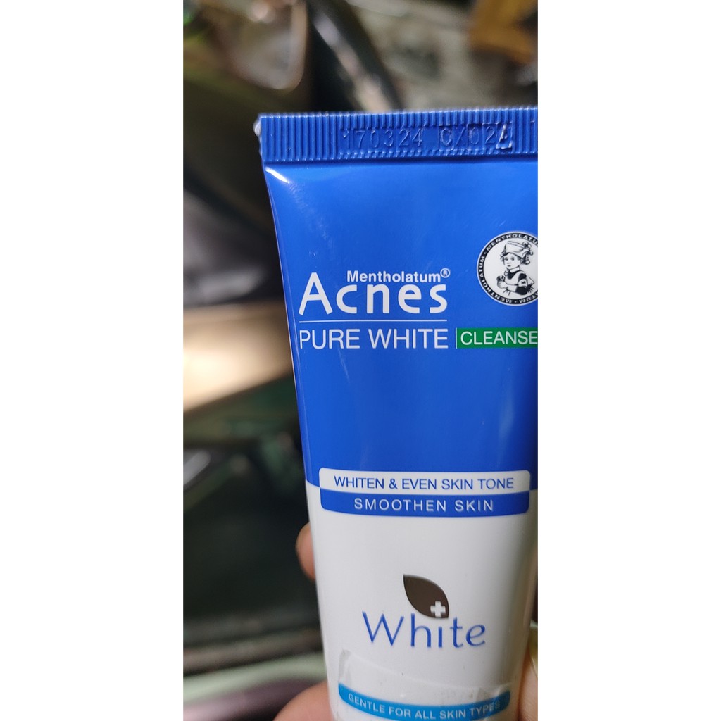 Sữa rửa mặt dưỡng trắng ngừa mụn Acnes Pure White Cleanser 25g