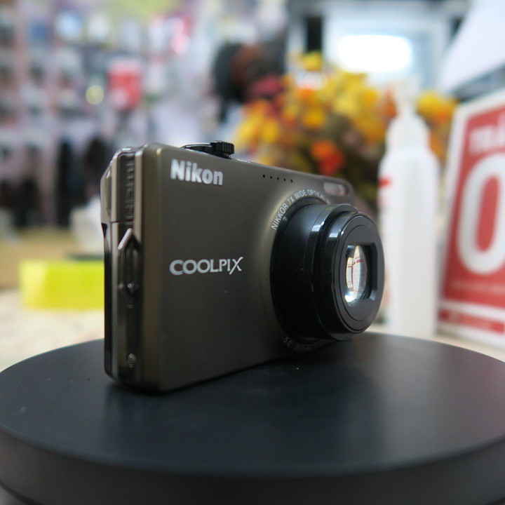 Máy ảnh Nikon Coolpix S6000 quay chụp tốt