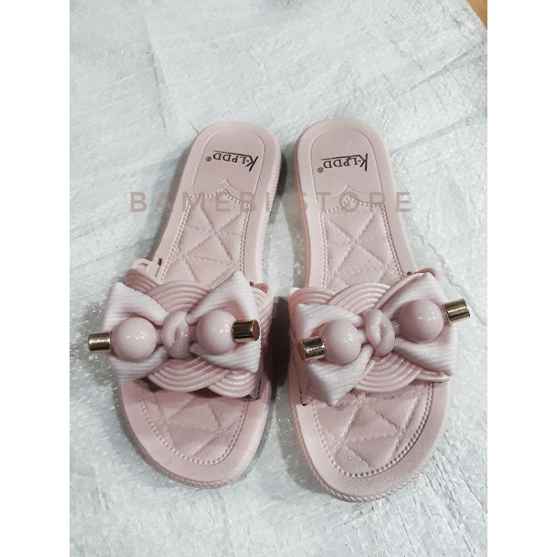 Dép quai ngang nhựa dẻo mềm đi cực êm chân có nơ 2 màu đen và hồng phấn
