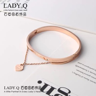 Lắc tay trái tim vàng hồng