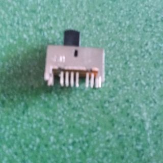 10 Công tắc gạt 16 chân