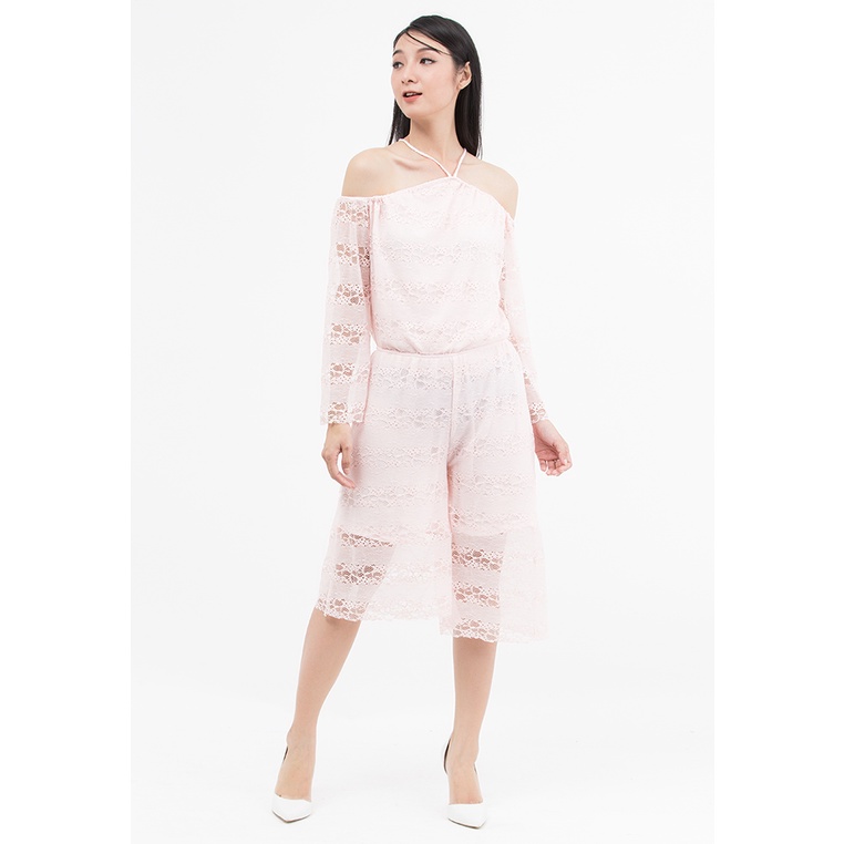 Jumpsuit, Dài Tay, Họa Tiết Ren, Cách Điệu Trể Vai, Lưng, Màu Hồng - Lovadova O09C006