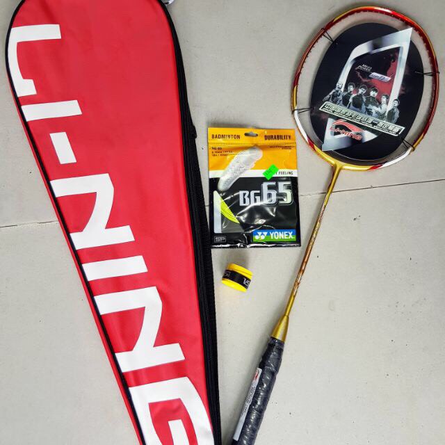 Vợt cầu lông Lining khung cacbon