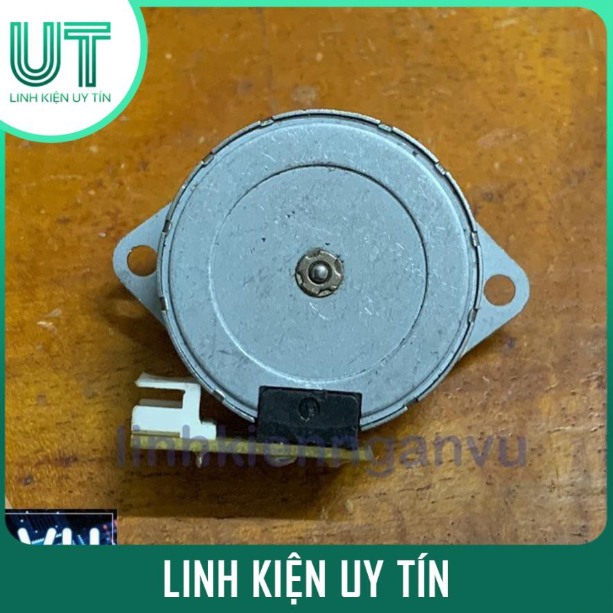 [Thanh lý] Động Cơ Bước DC5-24V M35SP-15