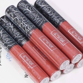 son kem lì kat von d