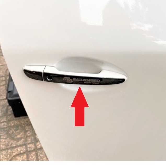 Ốp Tay Nắm, Hõm Cửa Mẫu Tròn Xe Mazda CX5, CX8, Mazda 2, 3, 6 Vân Titan Cao Cấp Nhất Thị Trường - mẫu tròn