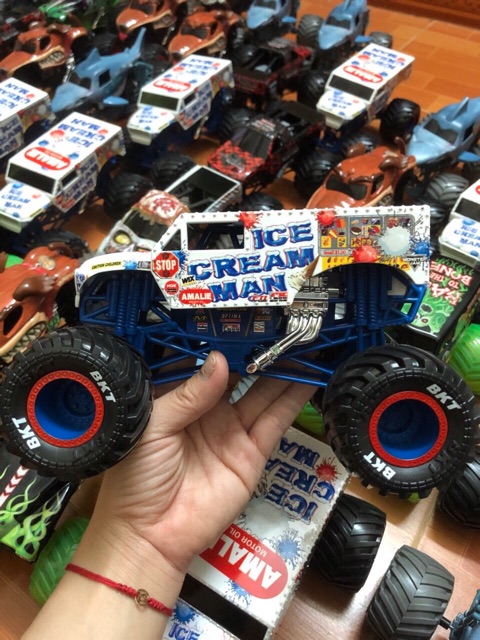 Monster jam đồ chơi cho bé