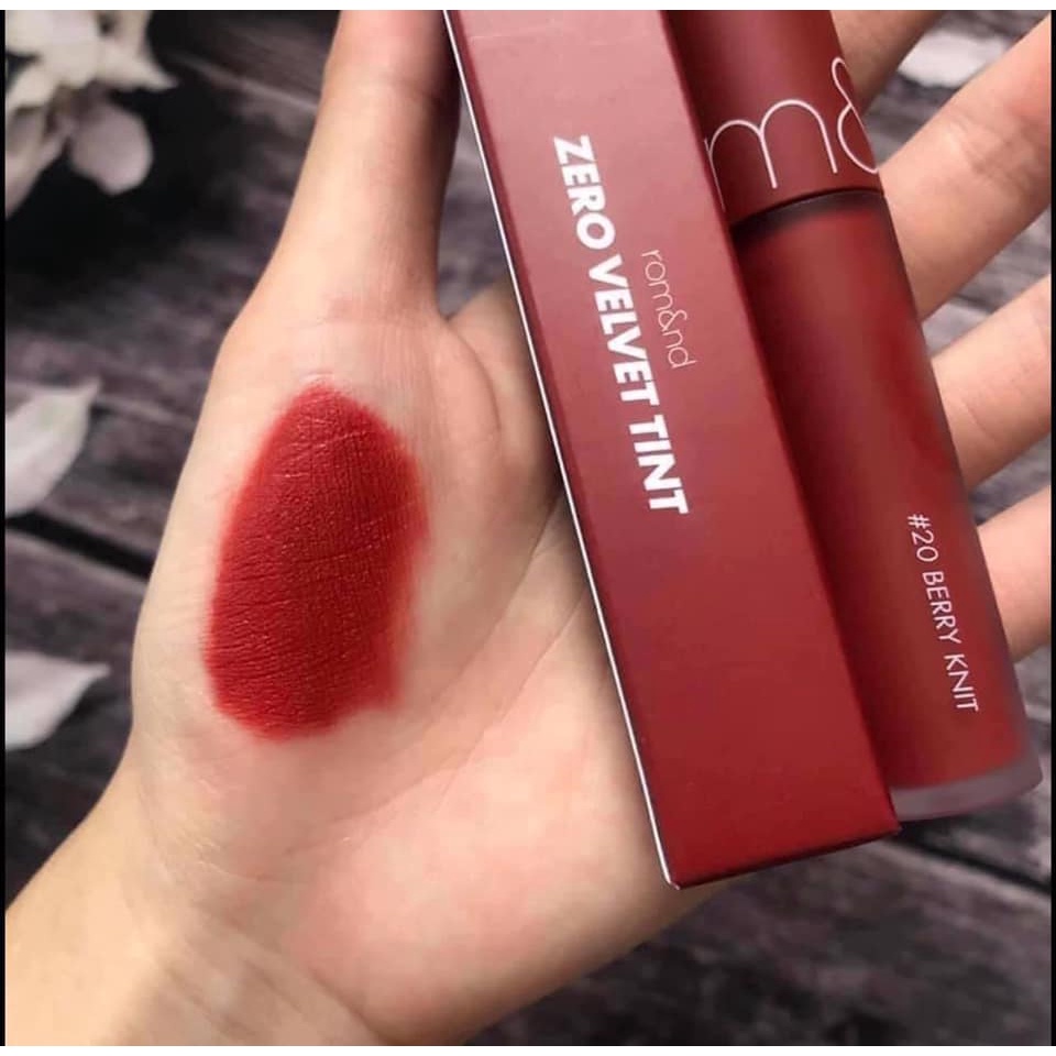 Son Romand Zero 20 màu đỏ berry trầm (son kem lì Romand Zero Velvet Tint)