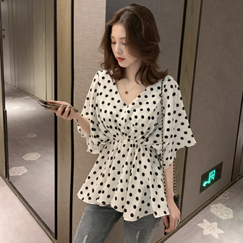Áo voan cánh dơi cổ chữ V họa tiết chấm bi xinh xắn thời trang hàn quốc 2021