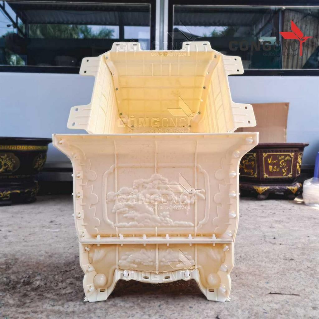 Khuôn Đúc Chậu Cảnh Vuông 60 Đổ Miệng