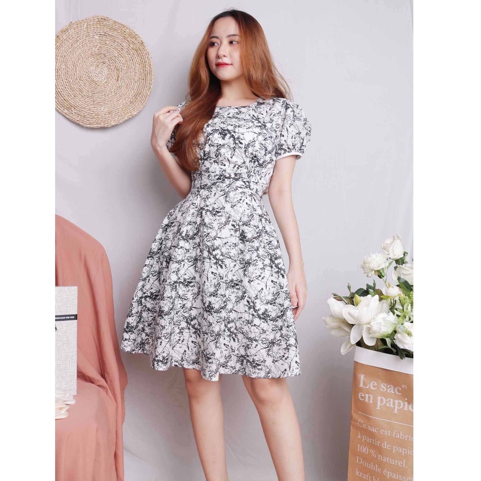 Đầm đẹp dự tiệc thiết kế dáng xòe họa tiết trắng đen sang trọng thời trang eo tôn dáng che bụng – Thời trang Lux W