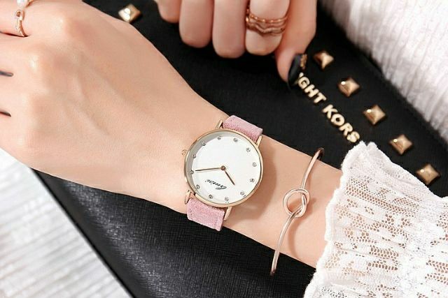 (Thanh lý 259k--&gt; 179k) Đồng Hồ Nữ LRUISI 8006 Dây Da Lộn Chính Hãng (Có Clip+ Ảnh Thật)