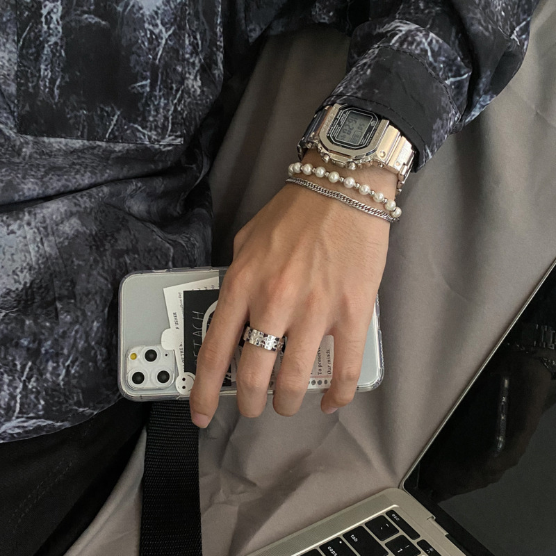 Vòng Tay Hai Lớp Đính Hạt Ngọc Trai Phong Cách Hip Hop