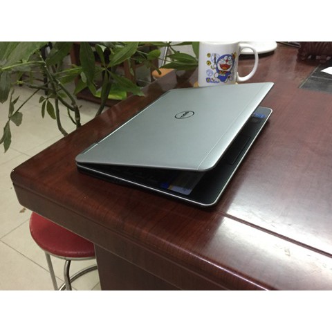 ( Siêu phẩm nhỏ gọn) Laptop Dell Latitude E7240 (Core i5-4310U, RAM 4GB, SSD 128GB, VGA Intel HD 4400, 12.5 inch) | BigBuy360 - bigbuy360.vn