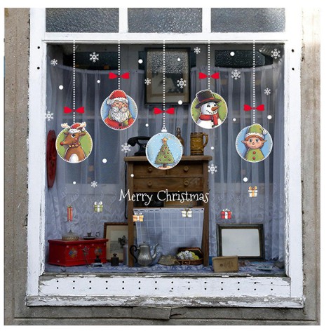 Decal trang trí tường Noel - Rèm dây pha lế Họa Tiết Cổ Tích