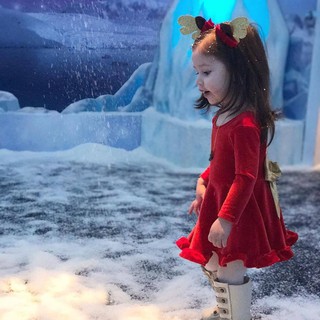 Đầm bé gái thắt nơ eo
