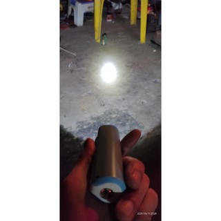 Đèn pin siêu sáng.nhỏ gọn KM8797