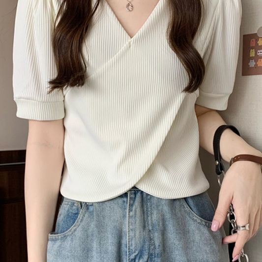 Áo Thun Tay Ngắn Cổ Chữ V Thiết Kế Mới Thời Trang Mùa Hè Dành Cho Nữ