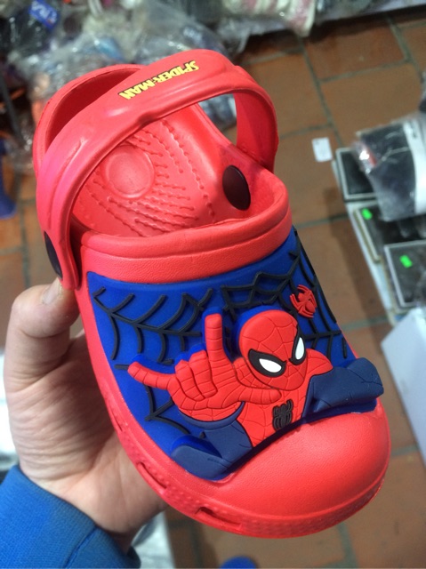 Dép nhựa sục nhựa siêu nhân
