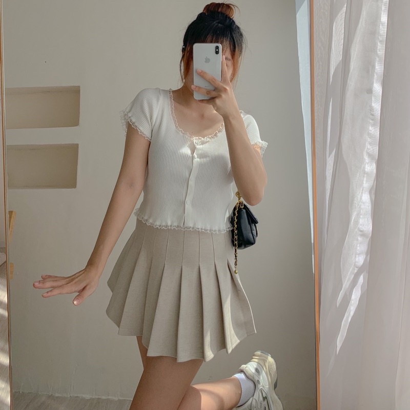 Áo croptop phối ren