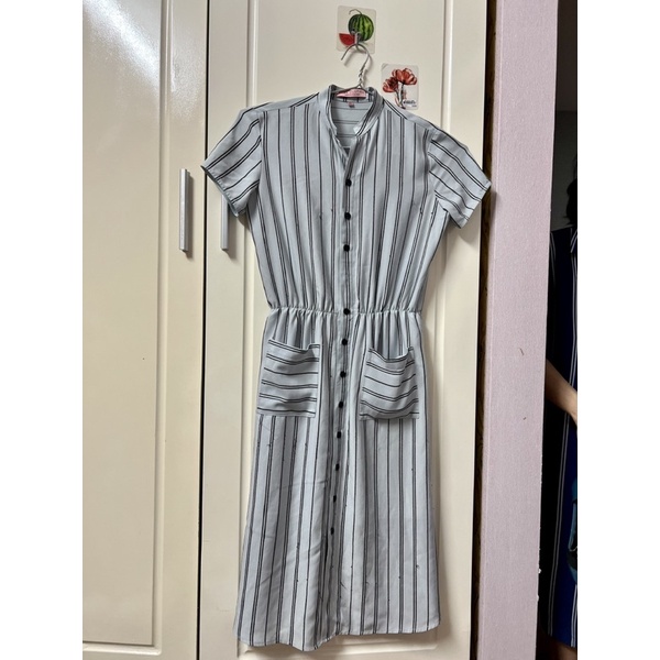 Đầm công sở Real Clothes size Xs kèm belt