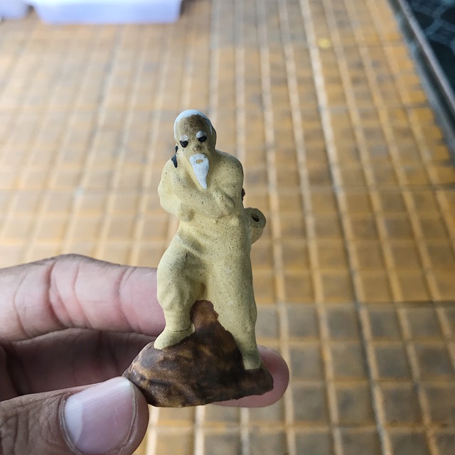 ÔNG BẮT CÁ TRANG TRÍ HỒ CÁ NON BỘ CAO 7CM