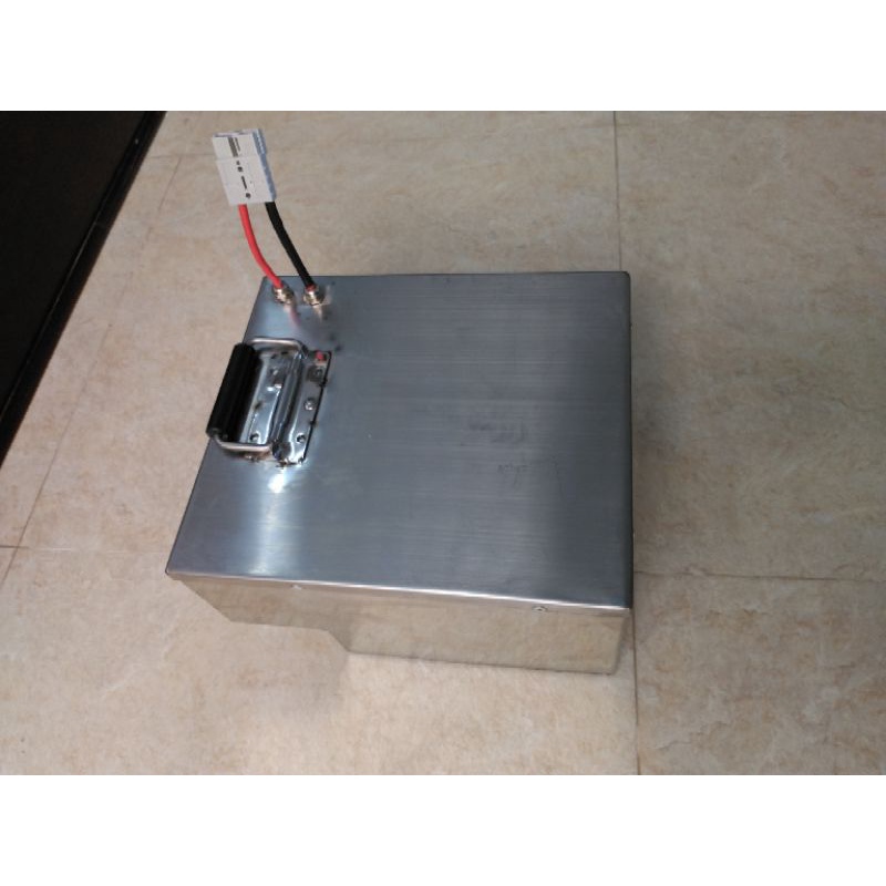 Pin Lithium xe máy điện Feliz S, EVO 200, Pega S, Klara A2 72V 22ah, 52 Ah, 95ah kèm sạc. Trên 10 năm sử dụn