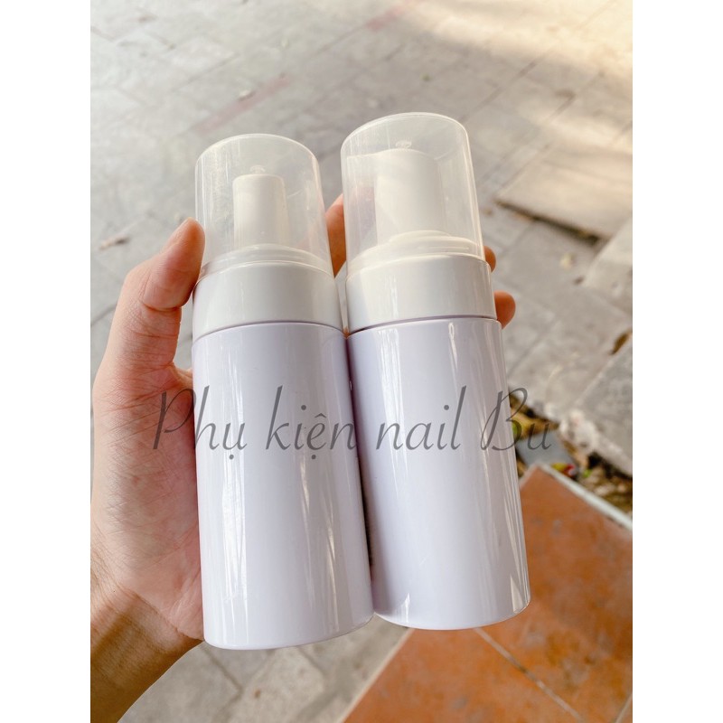 Bọt vệ sinh mi