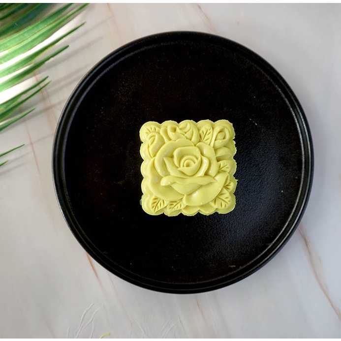 Khuôn trung thu vuông lò xo (150gr) kèm 4 mặt khuôn