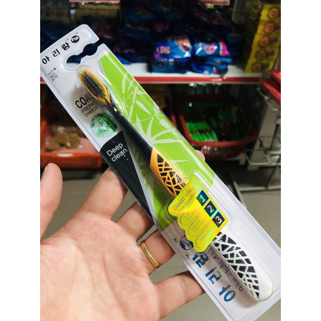Bàn chải đánh răng Deep Clean Hàn Quốc.