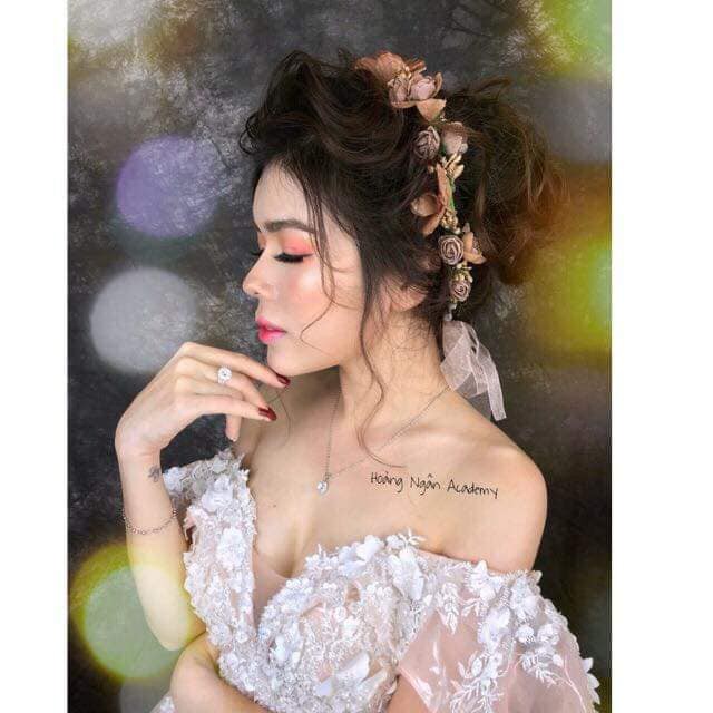 Vòng hoa nâu siêu xinh Giá cực yêu chỉ 50k