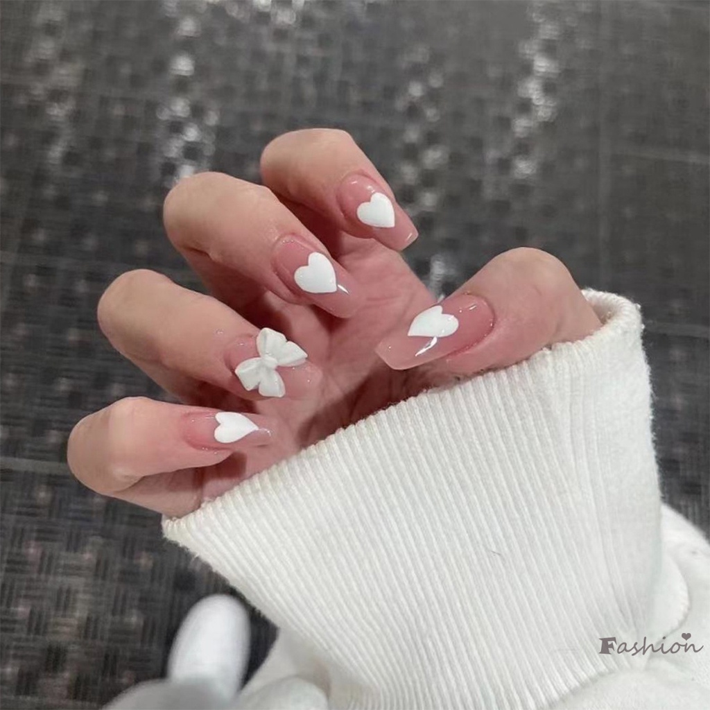 [Hàng mới về] Set 24 Móng Tay Giả Họa Tiết Trái Tim Thời Trang
