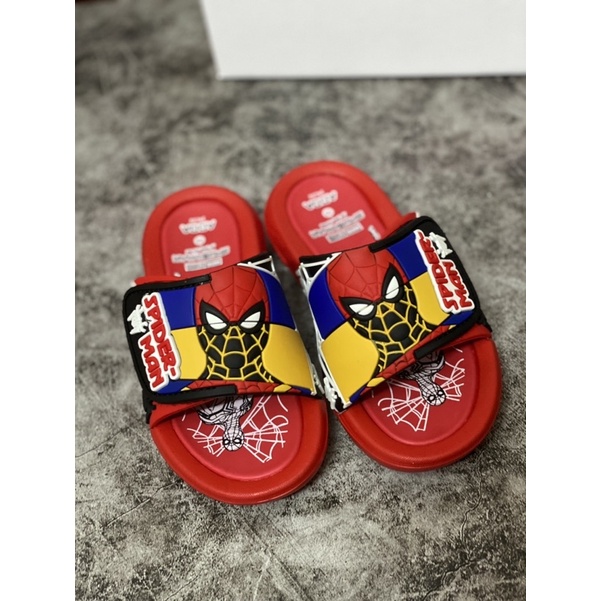 •Dép mũ Thái Lan màu đỏ hình người nhện 🕷